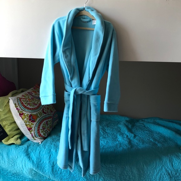 L.L Bean blue kid's robe with monogrammed "A" initial - Picture 1 of 7